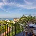 Azur 1 - Panoramic Escape Apartamento Balatonalmádi