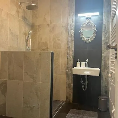 Azur 1 - Panoramic Escape Apartment