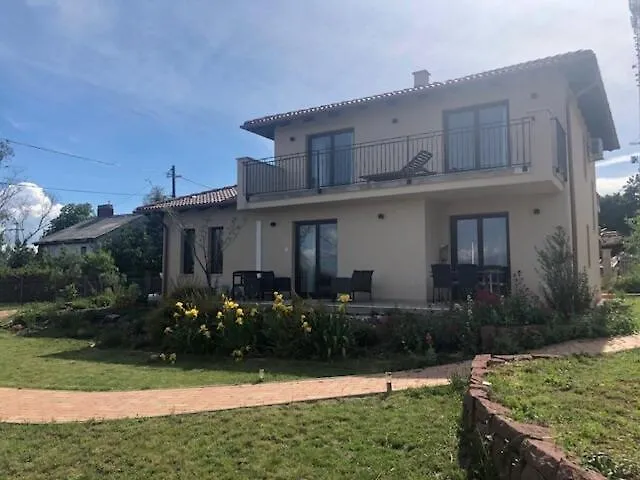 Appartamento Azur 1 - Panoramic Escape Balatonalmádi